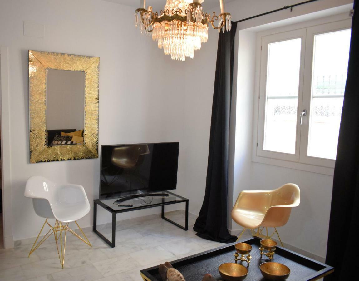 Апартаменты Apartamento Luxury Кадис Экстерьер фото